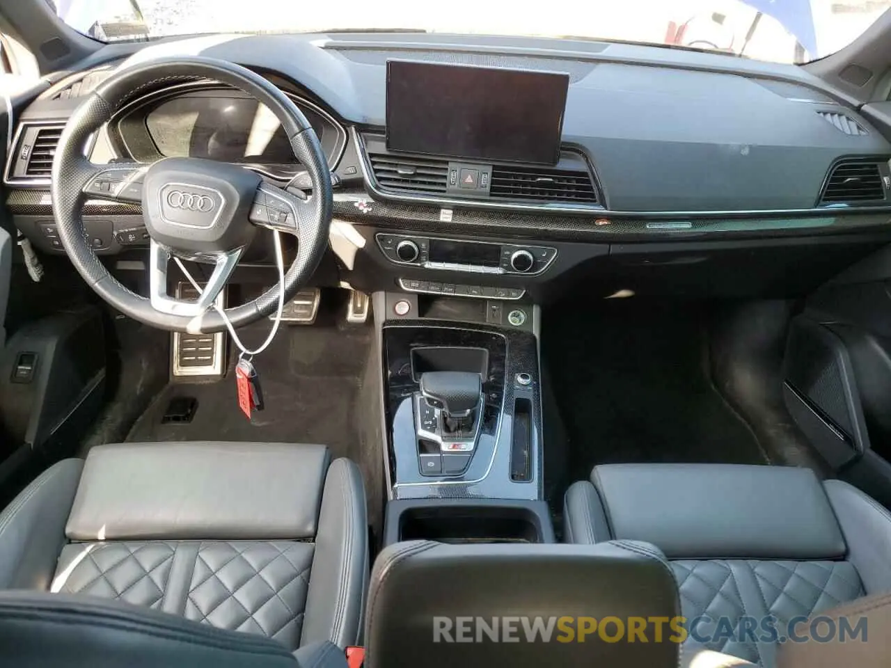 8 Photograph of a damaged car WA1B4AFY2M2102291 AUDI SQ5 2021