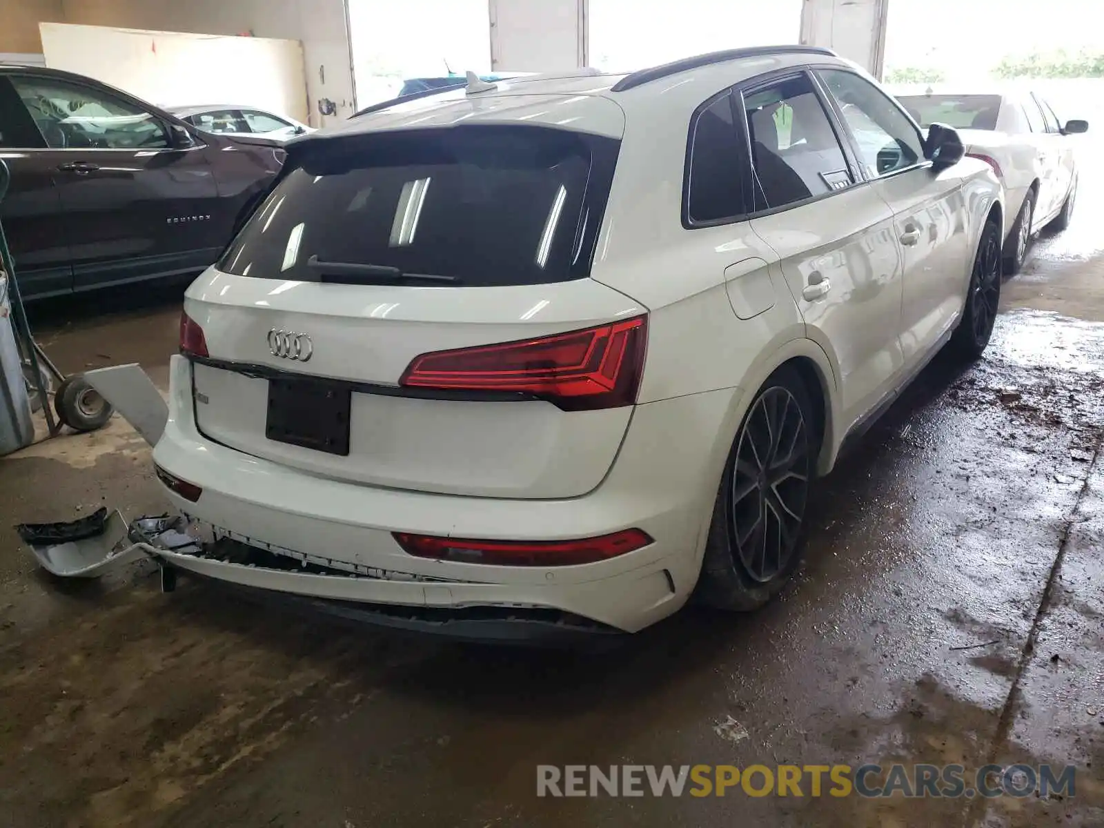 4 Photograph of a damaged car WA1B4AFY3M2017539 AUDI SQ5 2021