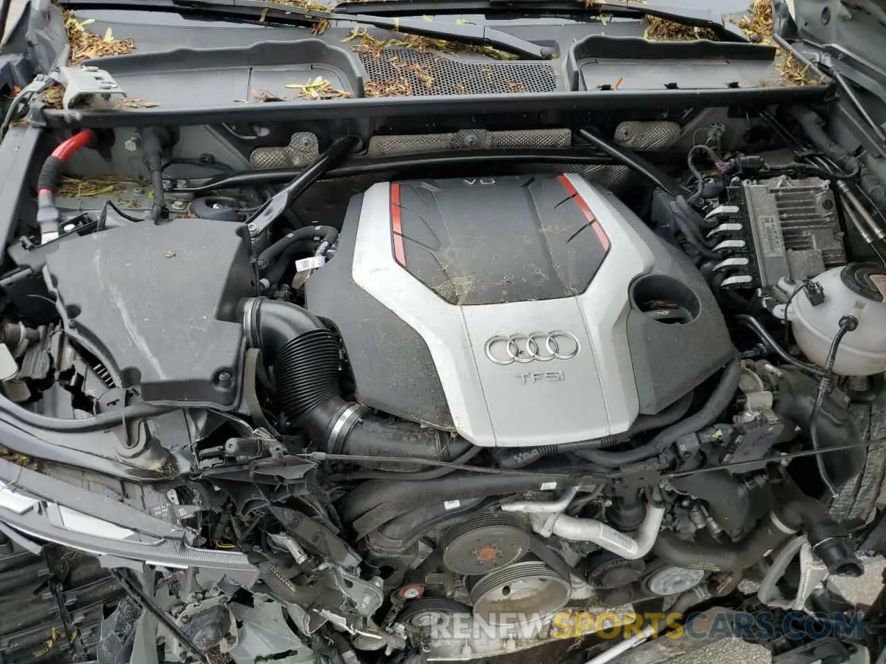 12 Photograph of a damaged car WA1B4AFY5M2047724 AUDI SQ5 2021
