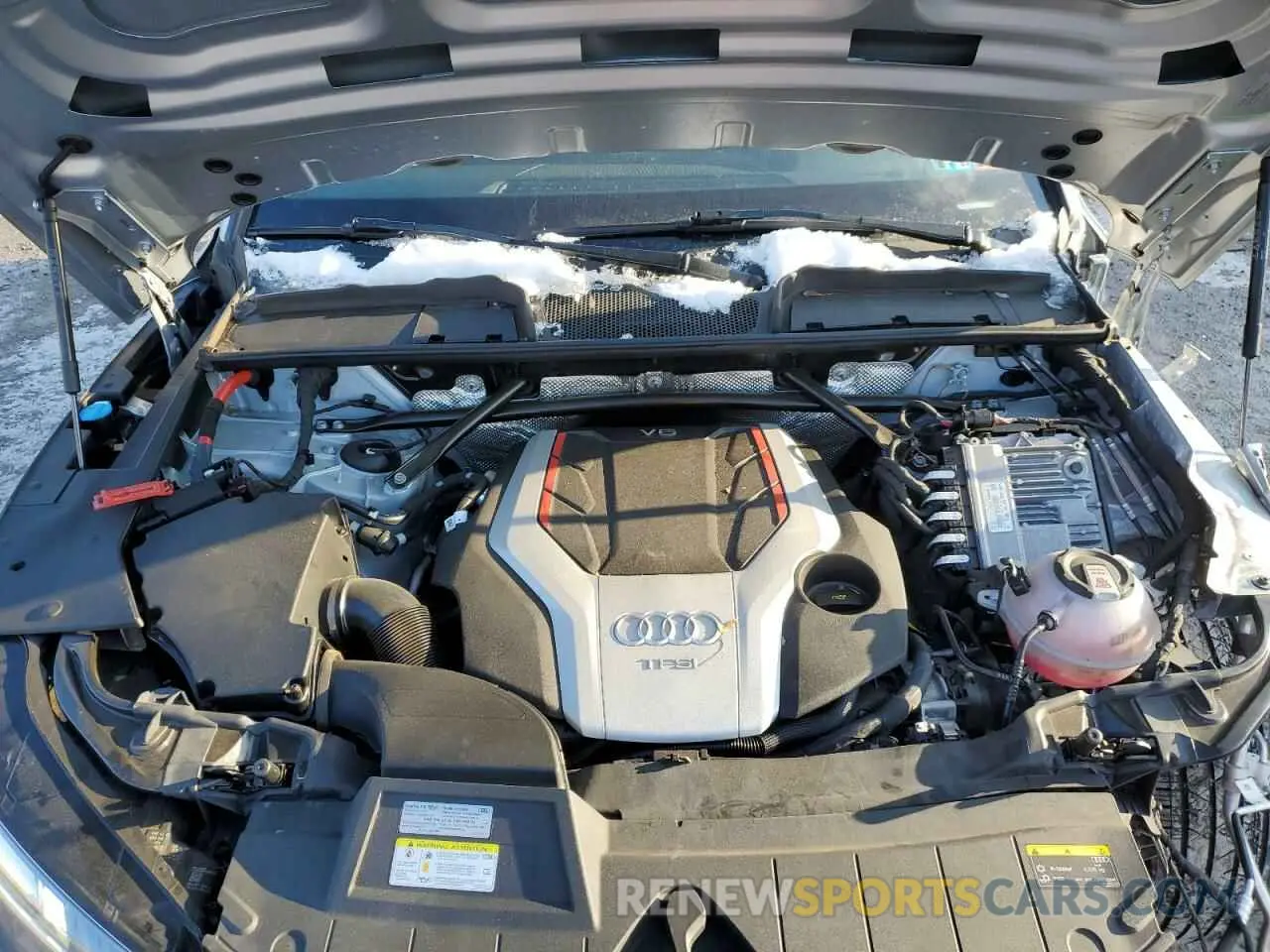 12 Photograph of a damaged car WA1B4AFY8M2071791 AUDI SQ5 2021
