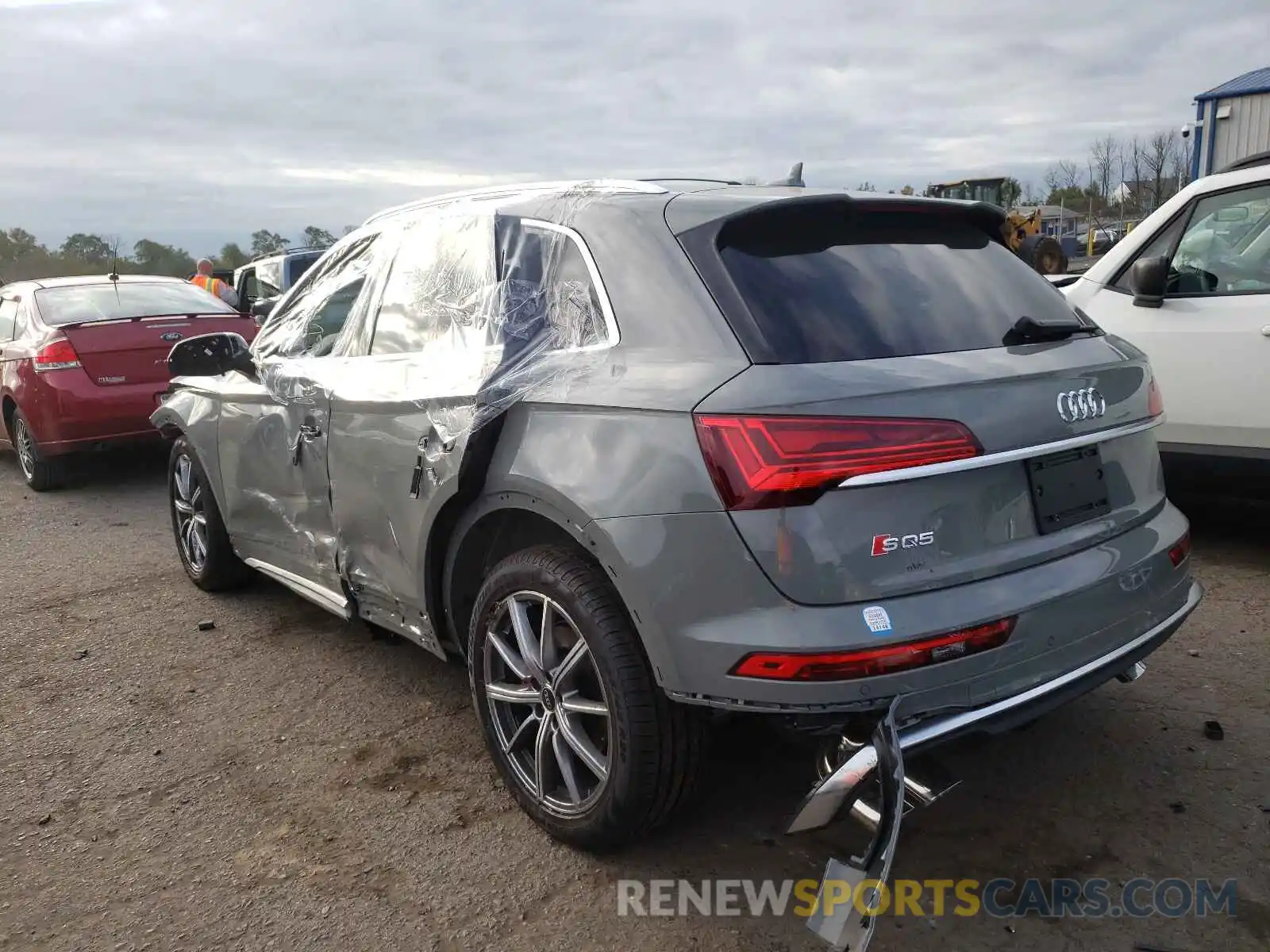 3 Photograph of a damaged car WA1B4AFY8M2141435 AUDI SQ5 2021