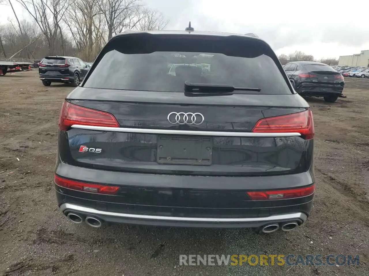 6 Photograph of a damaged car WA1B4AFY9M2022325 AUDI SQ5 2021