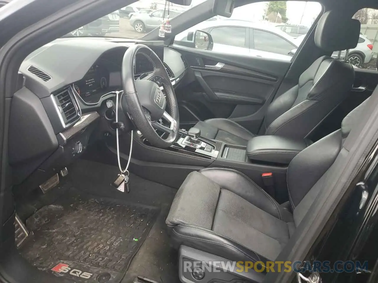 7 Photograph of a damaged car WA1B4AFY9M2022325 AUDI SQ5 2021