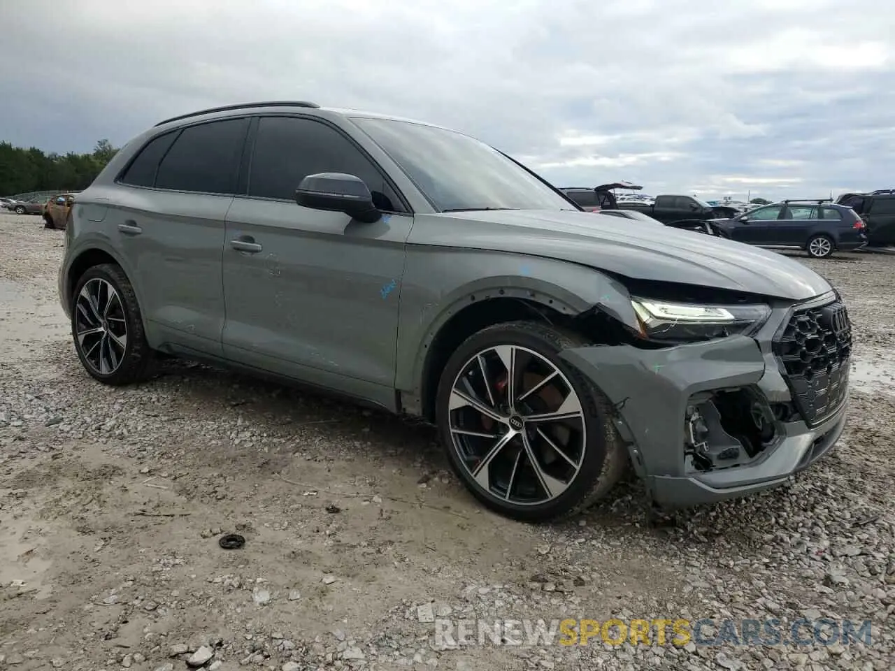 4 Photograph of a damaged car WA1B4AFYXM2097163 AUDI SQ5 2021