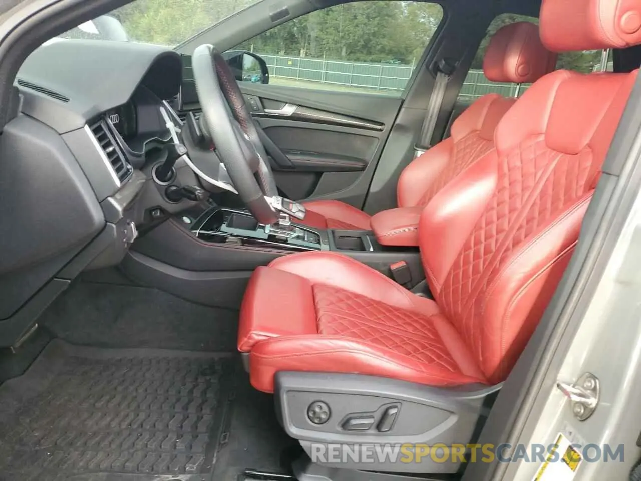 7 Photograph of a damaged car WA1B4AFYXM2097163 AUDI SQ5 2021