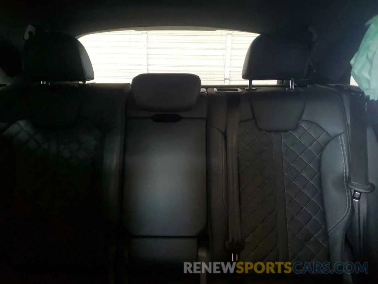 10 Photograph of a damaged car WA1C4AFY3M2069662 AUDI SQ5 2021