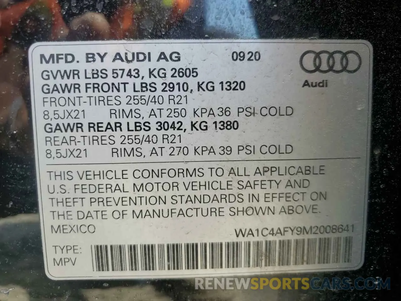 13 Photograph of a damaged car WA1C4AFY9M2008641 AUDI SQ5 2021