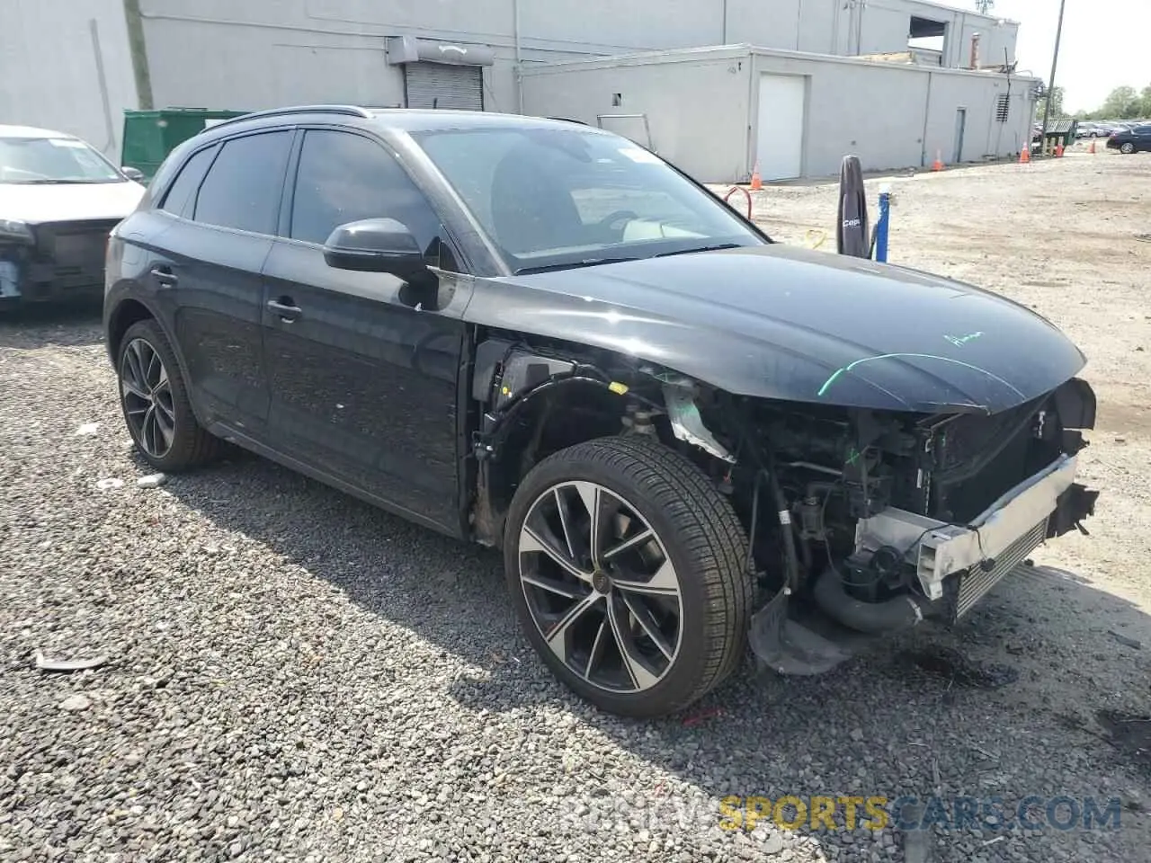 4 Photograph of a damaged car WA1C4AFY9M2008641 AUDI SQ5 2021