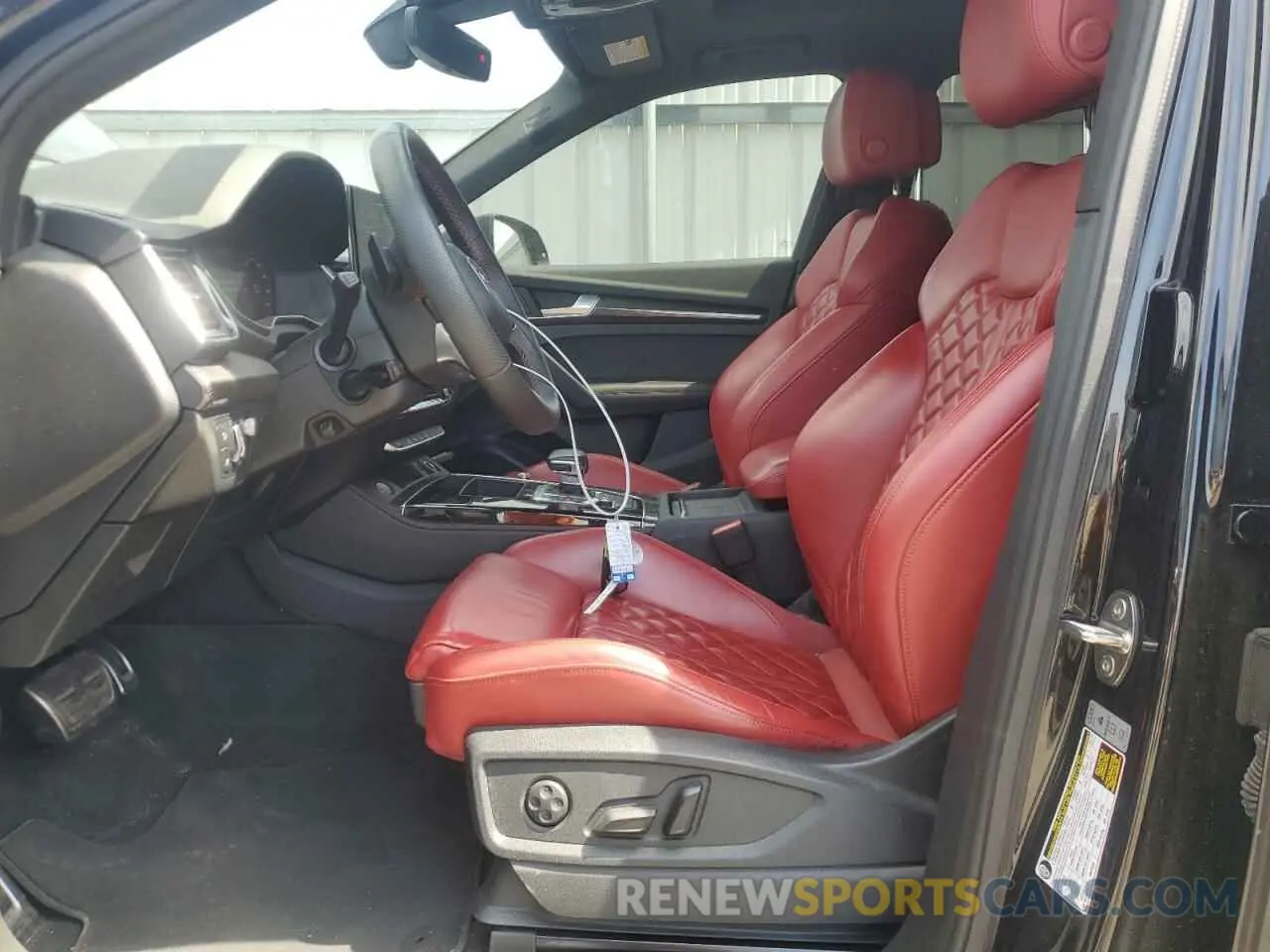 7 Photograph of a damaged car WA1C4AFY9M2008641 AUDI SQ5 2021