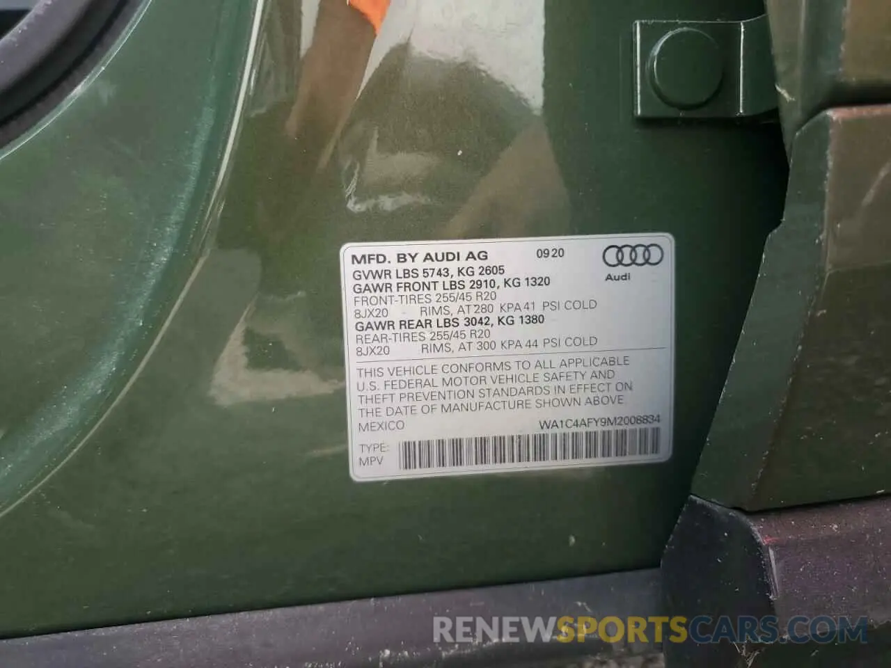 12 Photograph of a damaged car WA1C4AFY9M2008834 AUDI SQ5 2021