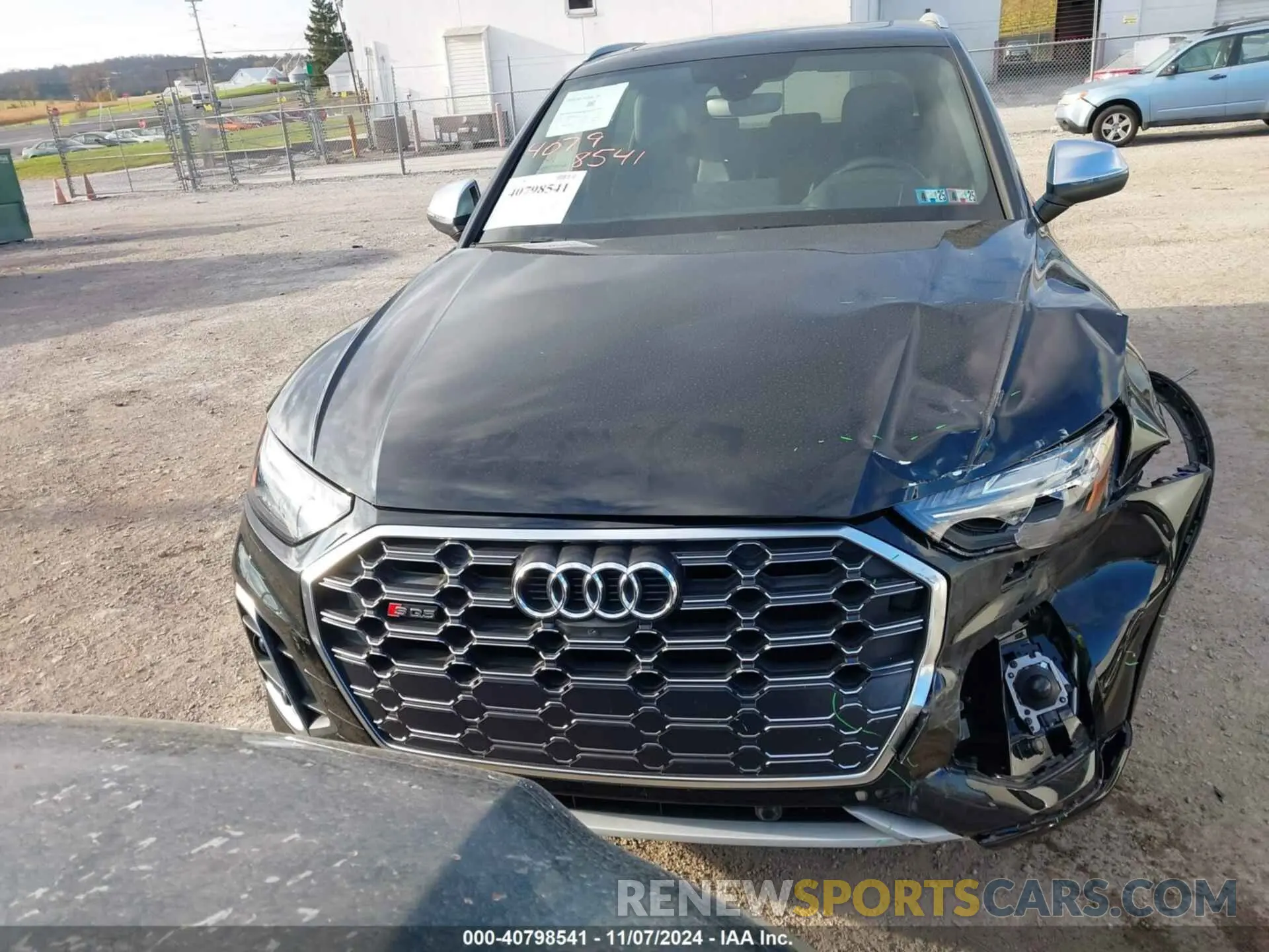 12 Photograph of a damaged car WA1C4AFY9M2069648 AUDI SQ5 2021