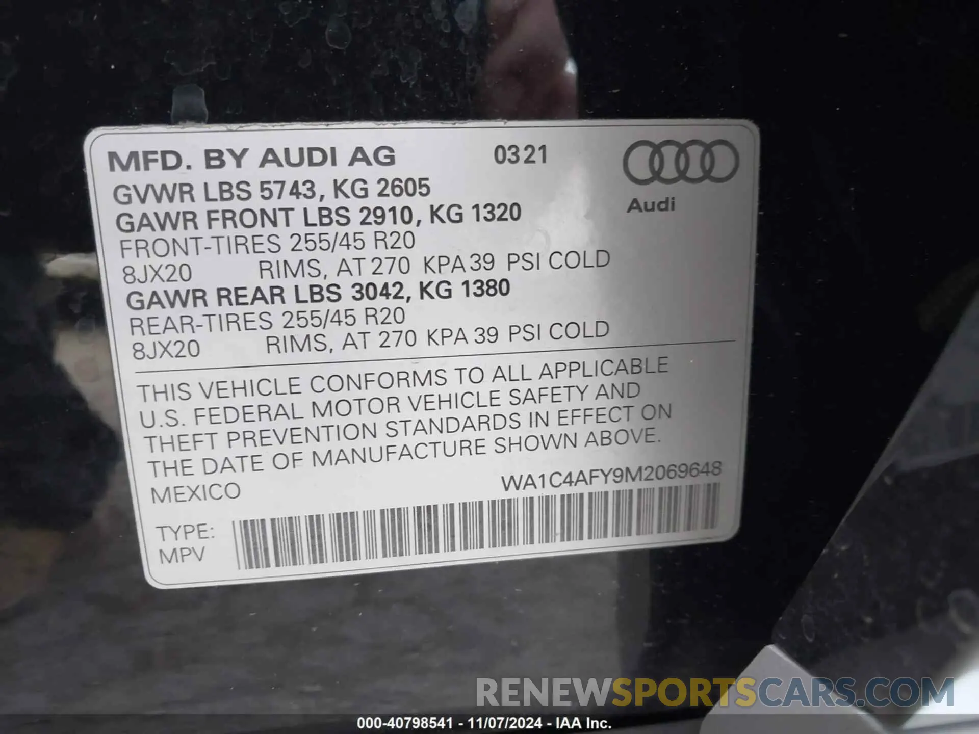 9 Photograph of a damaged car WA1C4AFY9M2069648 AUDI SQ5 2021