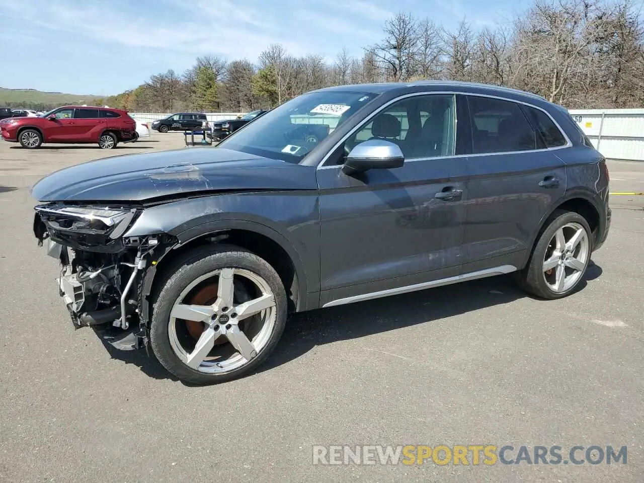 1 Photograph of a damaged car WA1A4AFY4N2137072 AUDI SQ5 2022