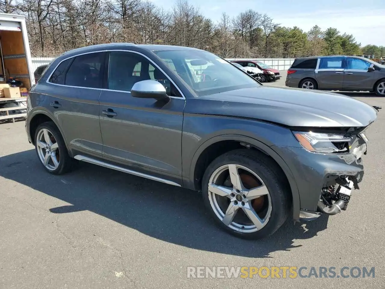 4 Photograph of a damaged car WA1A4AFY4N2137072 AUDI SQ5 2022