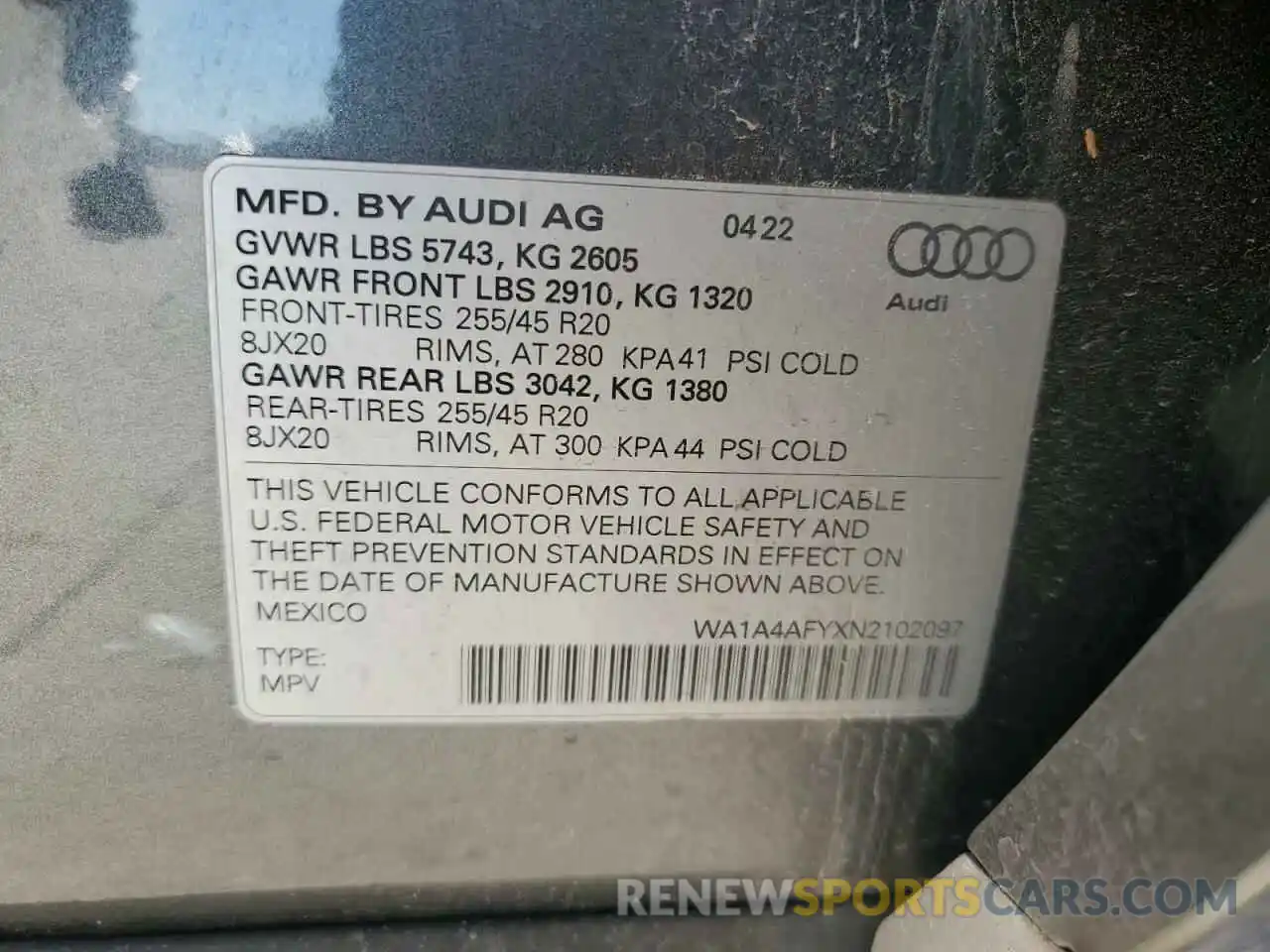 13 Photograph of a damaged car WA1A4AFYXN2102097 AUDI SQ5 2022