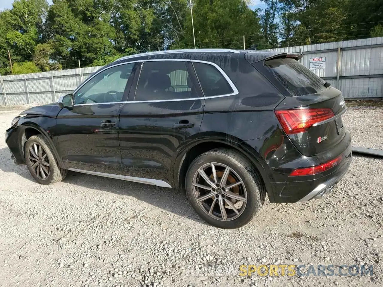 2 Photograph of a damaged car WA1B4AFY3N2039171 AUDI SQ5 2022