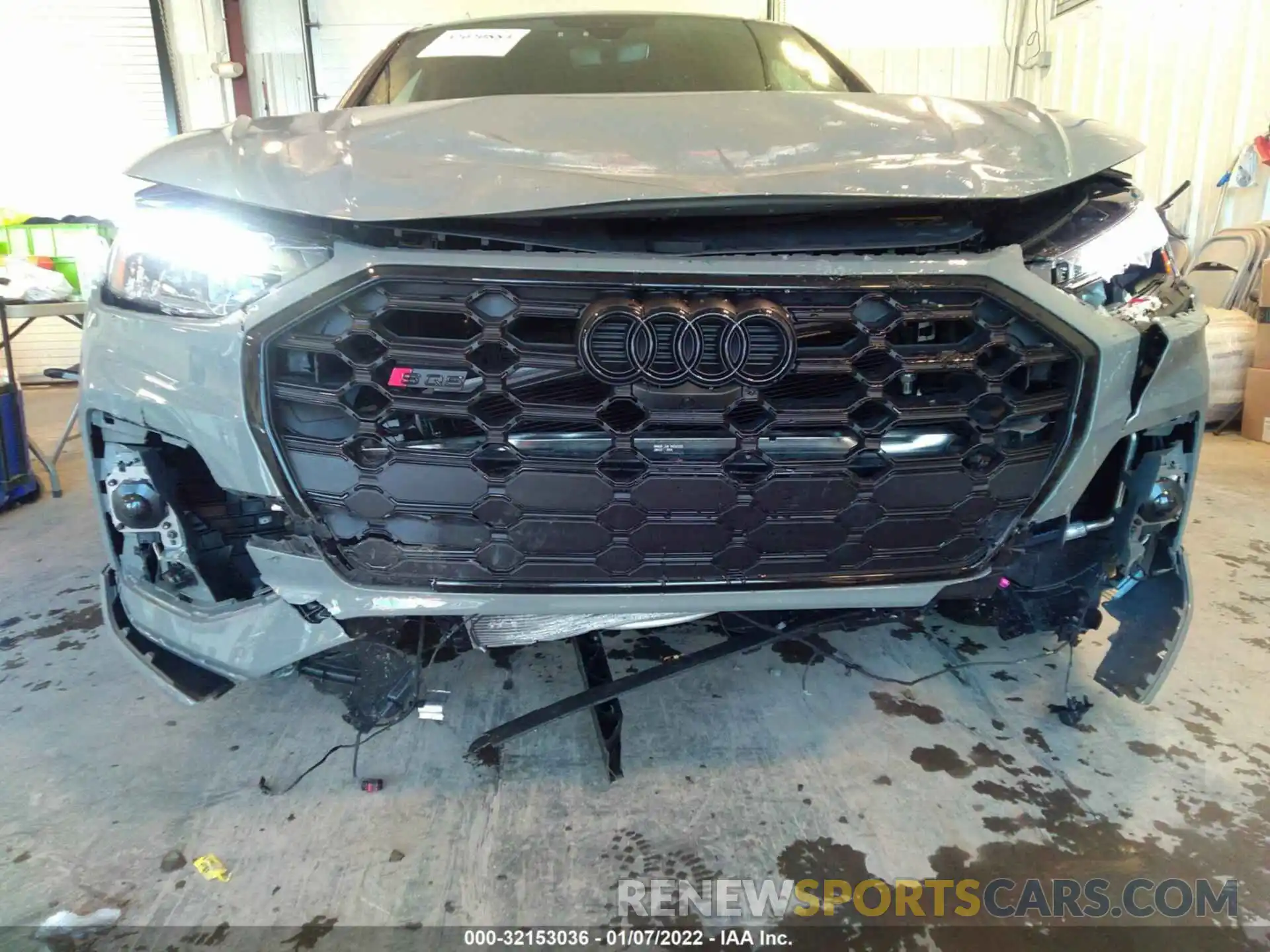 6 Photograph of a damaged car WA1B4AFY5N2030651 AUDI SQ5 2022