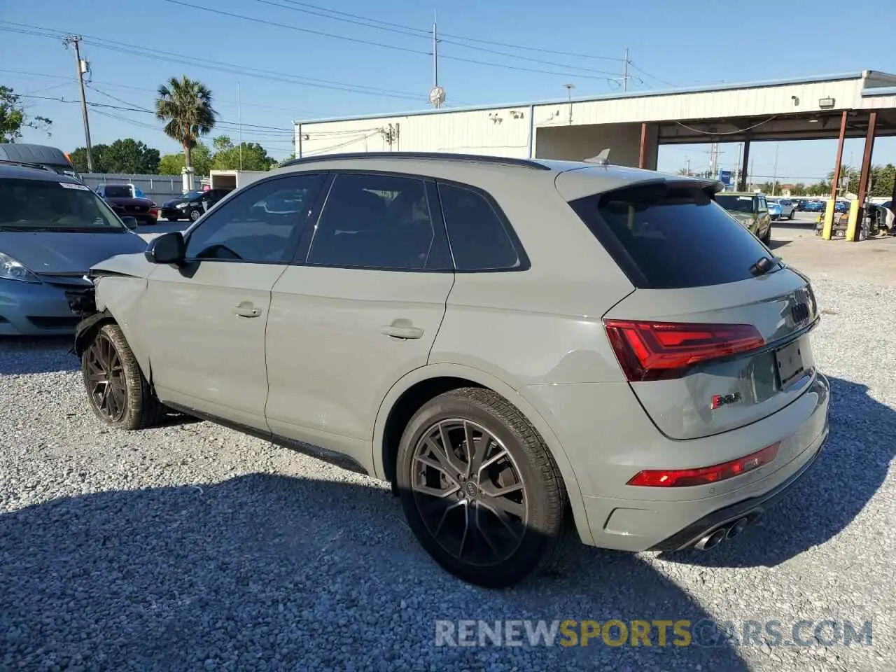 2 Photograph of a damaged car WA1B4BFY3N2096539 AUDI SQ5 2022
