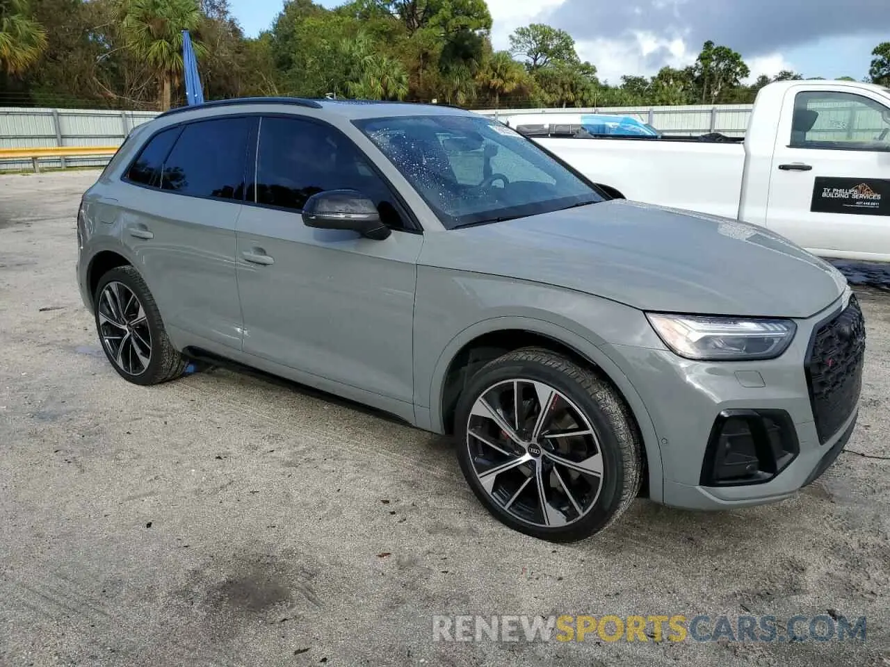 4 Photograph of a damaged car WA1C4AFY7N2042403 AUDI SQ5 2022
