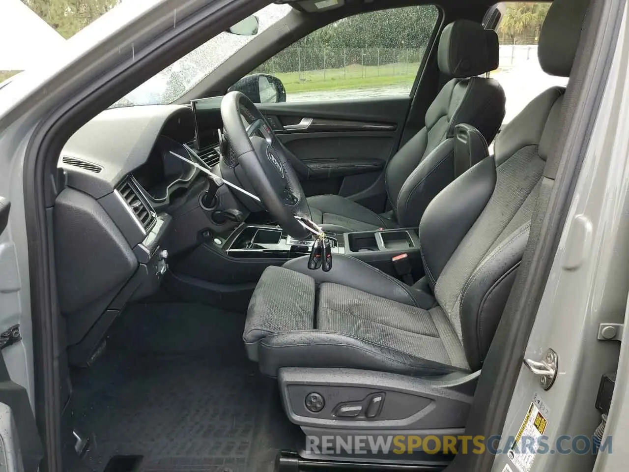 7 Photograph of a damaged car WA1C4AFY7N2042403 AUDI SQ5 2022