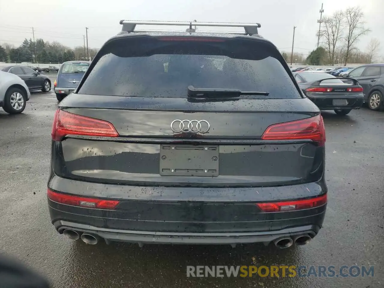 6 Photograph of a damaged car WA1B4AFY2P2135344 AUDI SQ5 2023