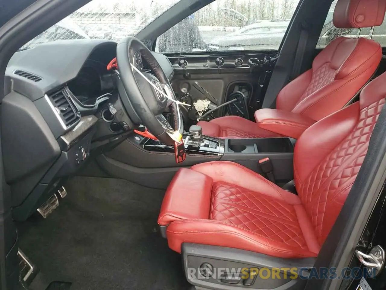 7 Photograph of a damaged car WA1B4AFY2P2135344 AUDI SQ5 2023
