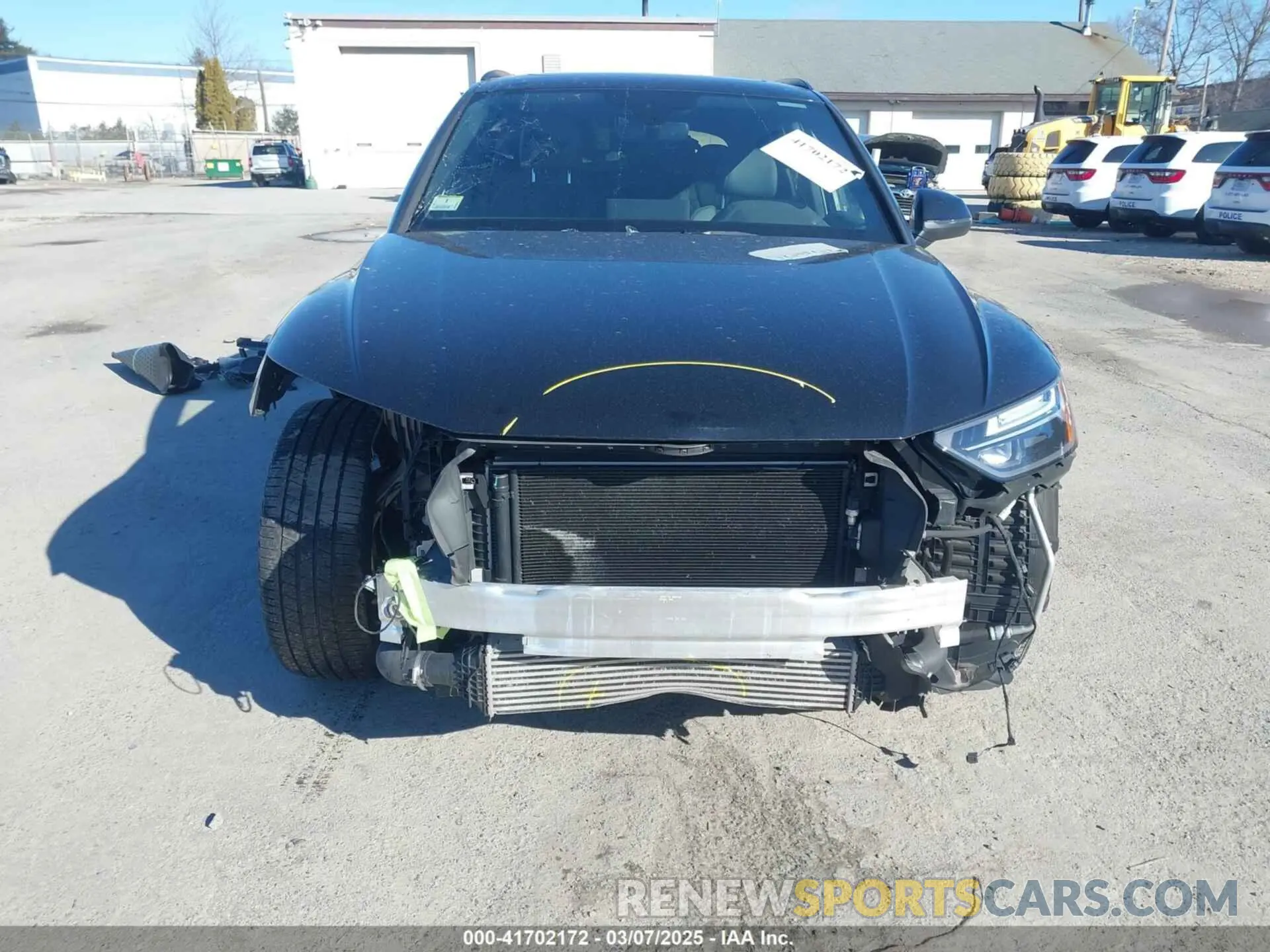 18 Photograph of a damaged car WA1B4AFY5P2037814 AUDI SQ5 2023