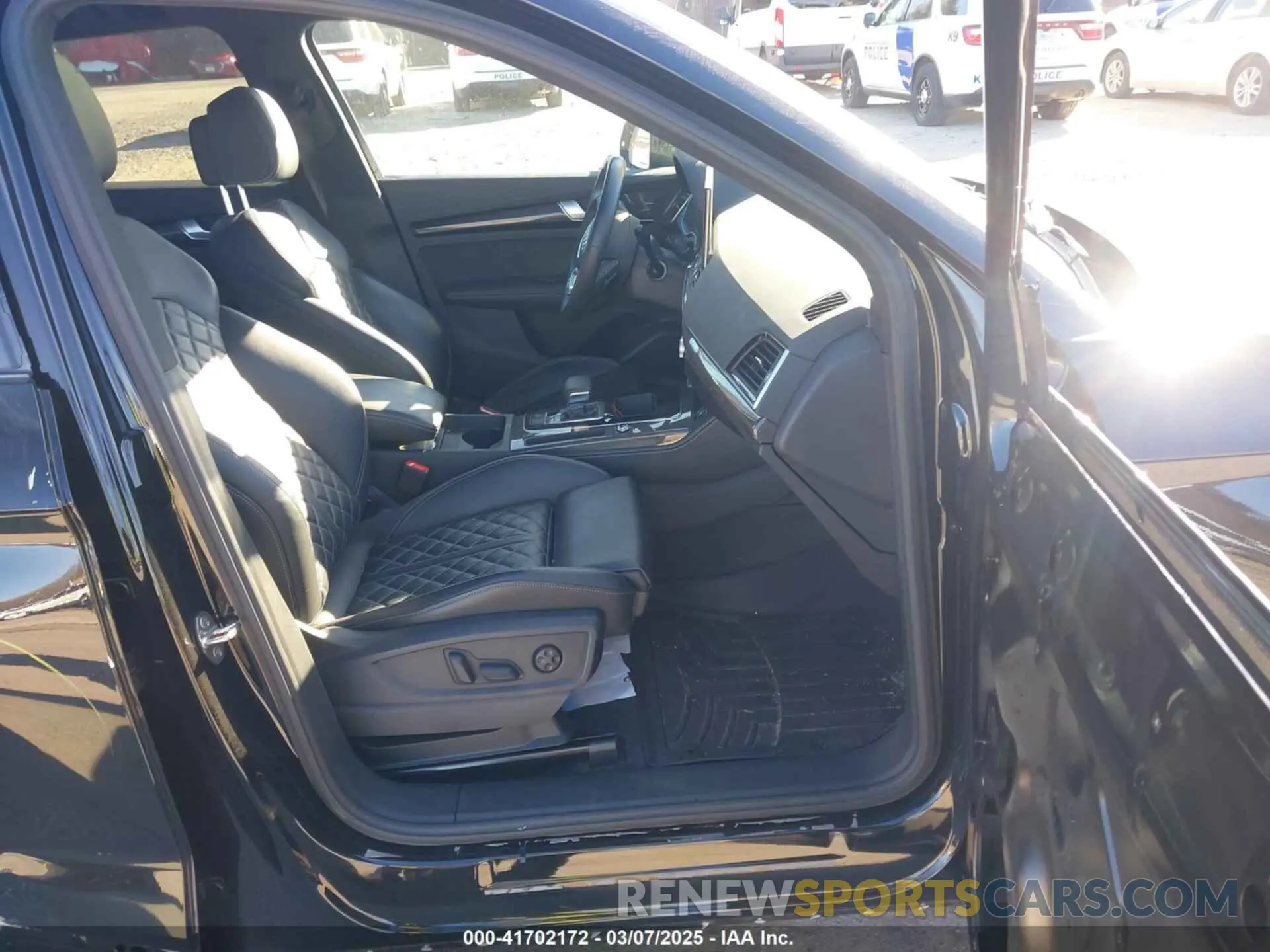 5 Photograph of a damaged car WA1B4AFY5P2037814 AUDI SQ5 2023