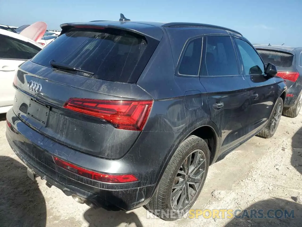 3 Photograph of a damaged car WA1B4AFY6P2081837 AUDI SQ5 2023