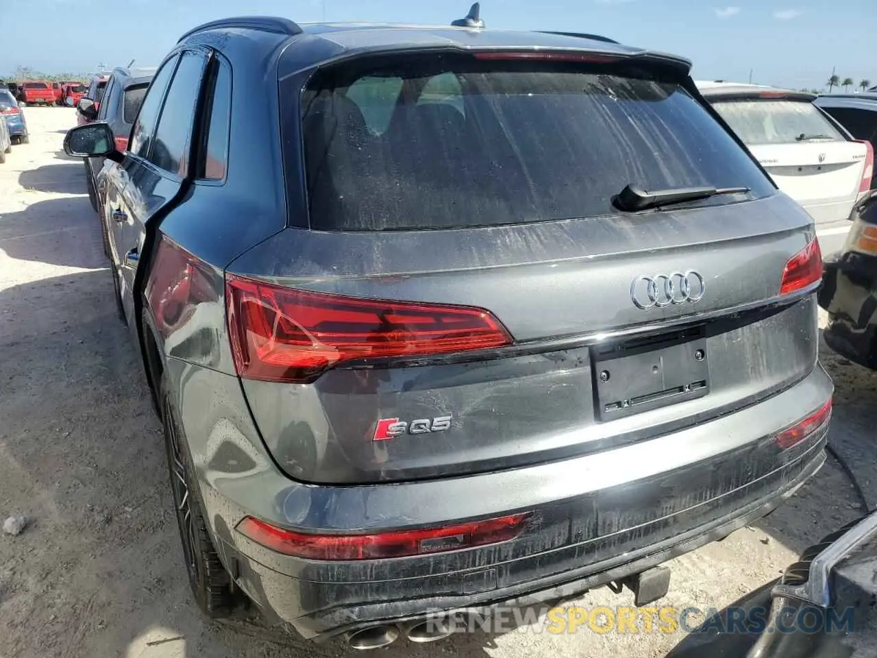 6 Photograph of a damaged car WA1B4AFY6P2081837 AUDI SQ5 2023