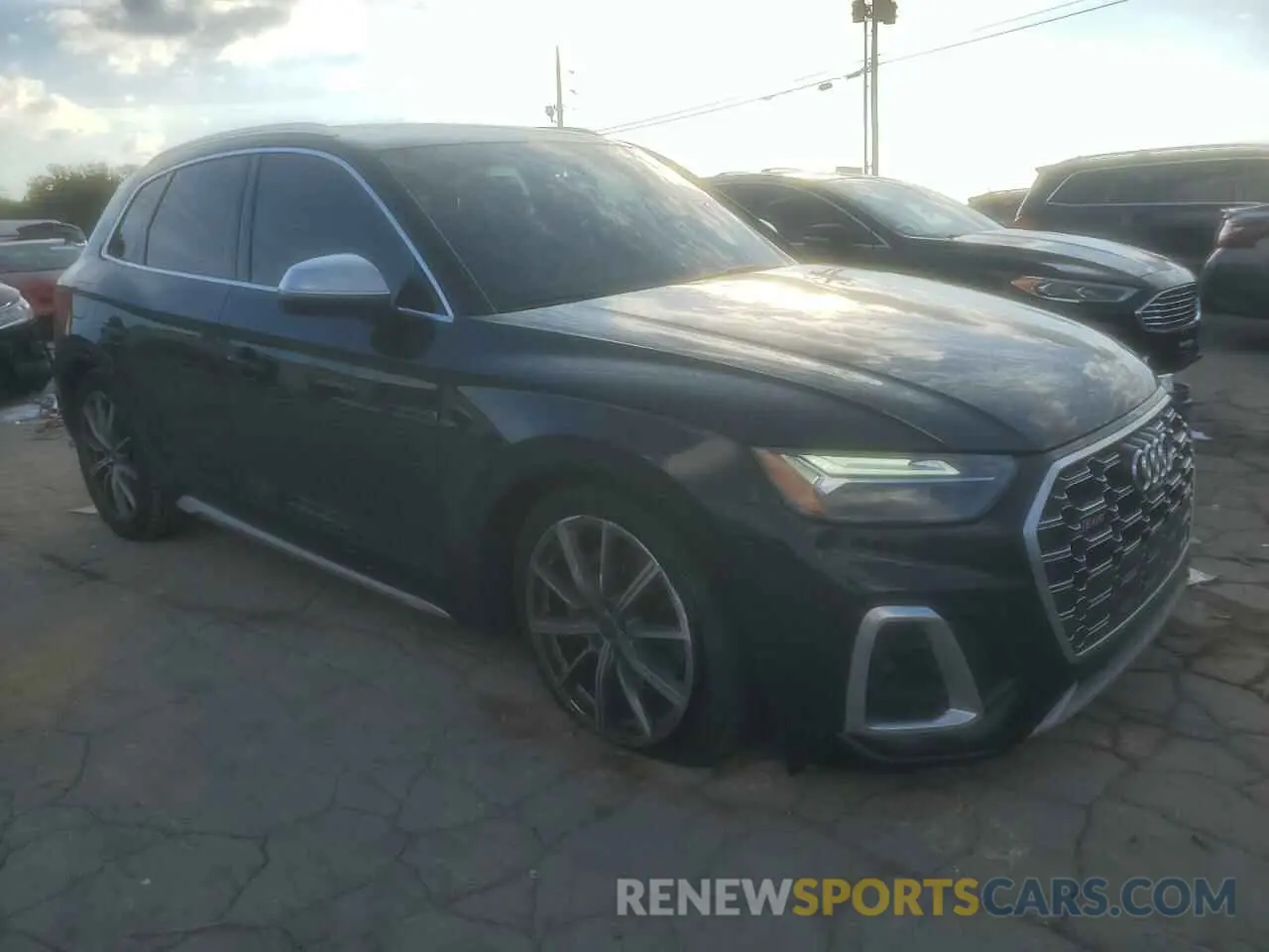 4 Photograph of a damaged car WA1B4AFY8P2020909 AUDI SQ5 2023