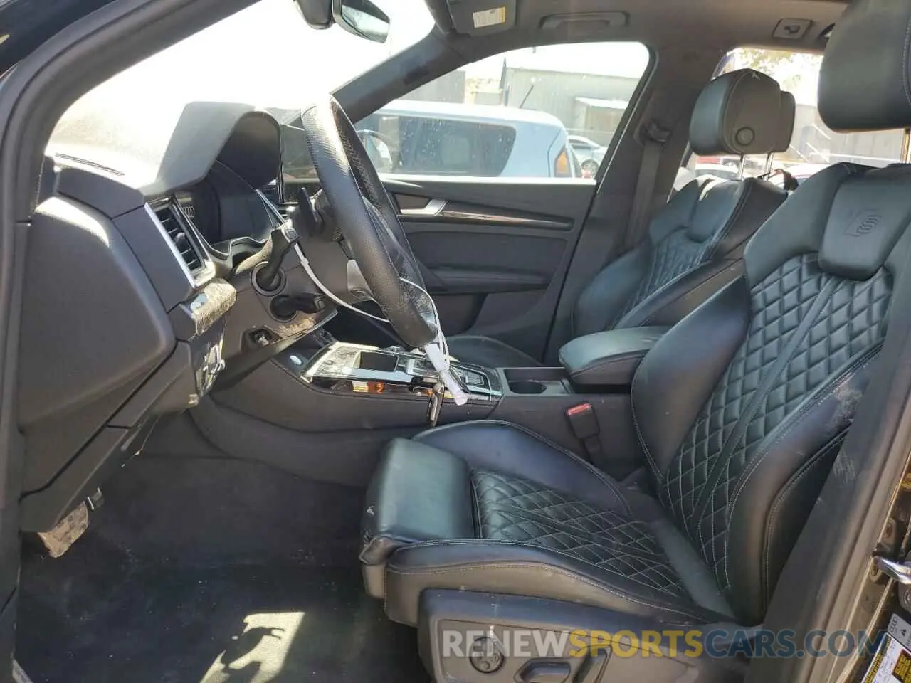 7 Photograph of a damaged car WA1B4AFY9P2079953 AUDI SQ5 2023