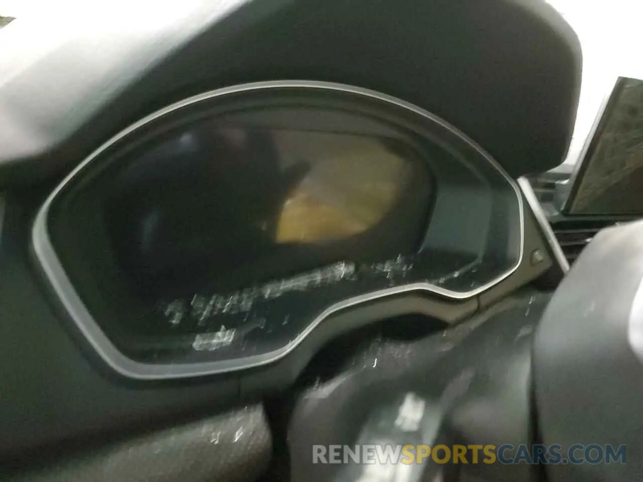 9 Photograph of a damaged car WA1B4AFY9P2129542 AUDI SQ5 2023