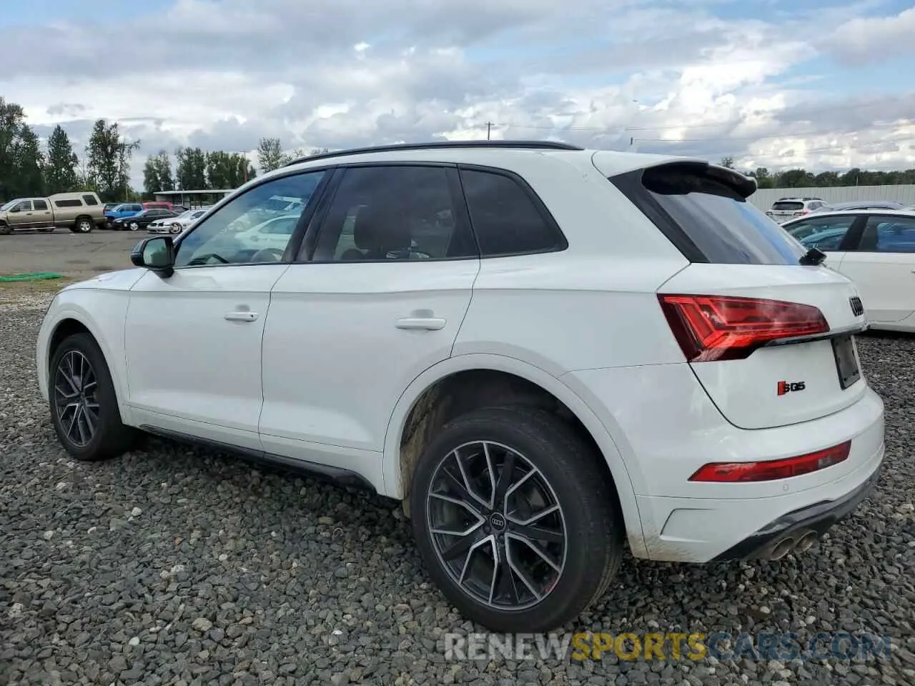 2 Photograph of a damaged car WA1B4AFYXP2146513 AUDI SQ5 2023