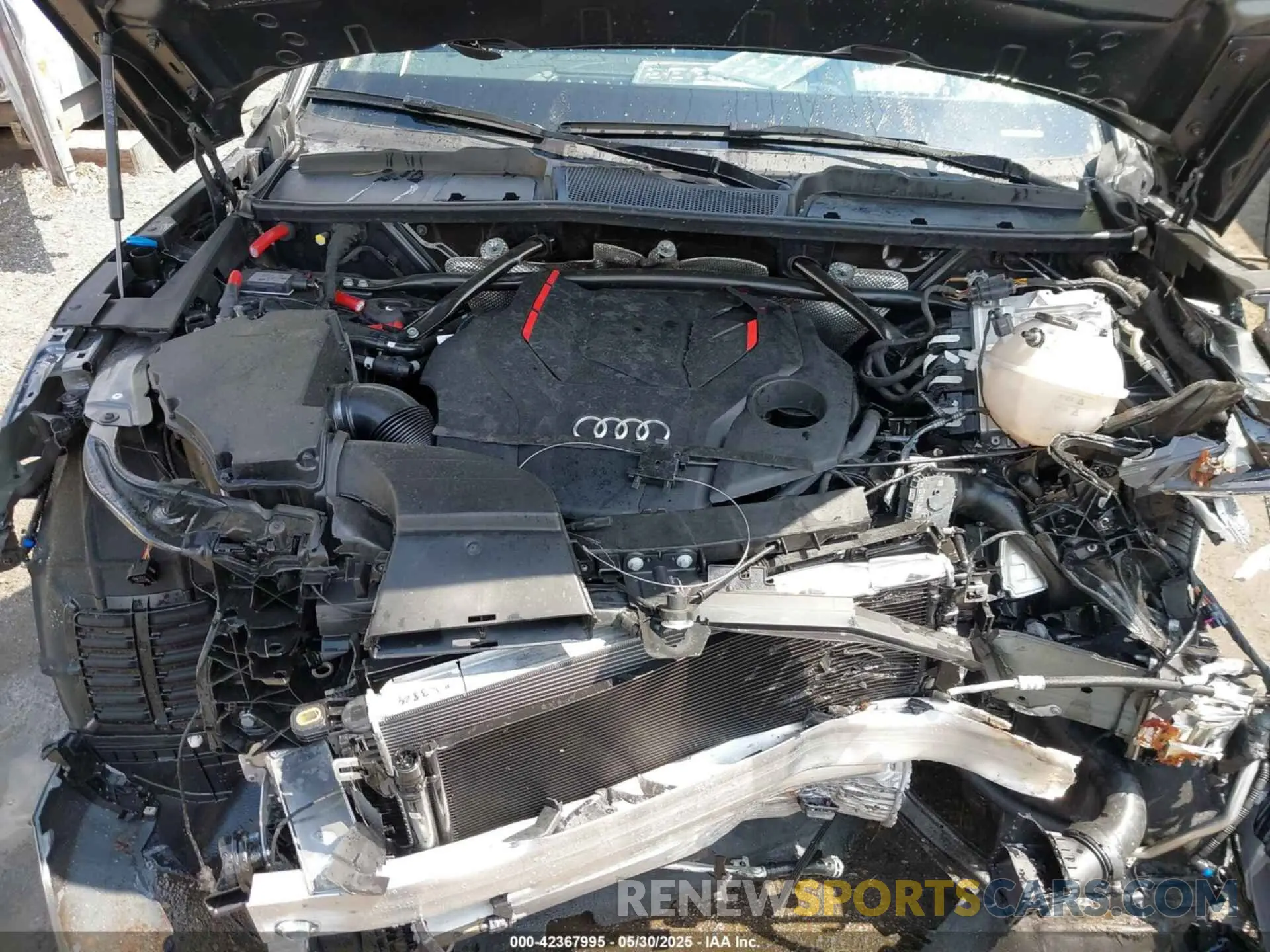 10 Photograph of a damaged car WA1C4AFY6P2082331 AUDI SQ5 2023