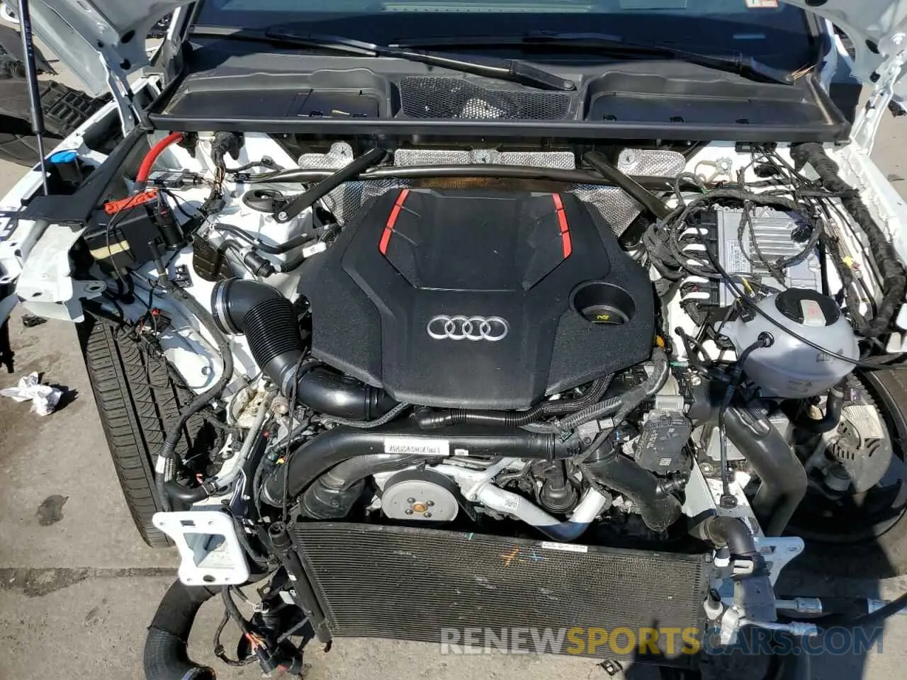 12 Photograph of a damaged car WA1C4AFY6P2133021 AUDI SQ5 2023