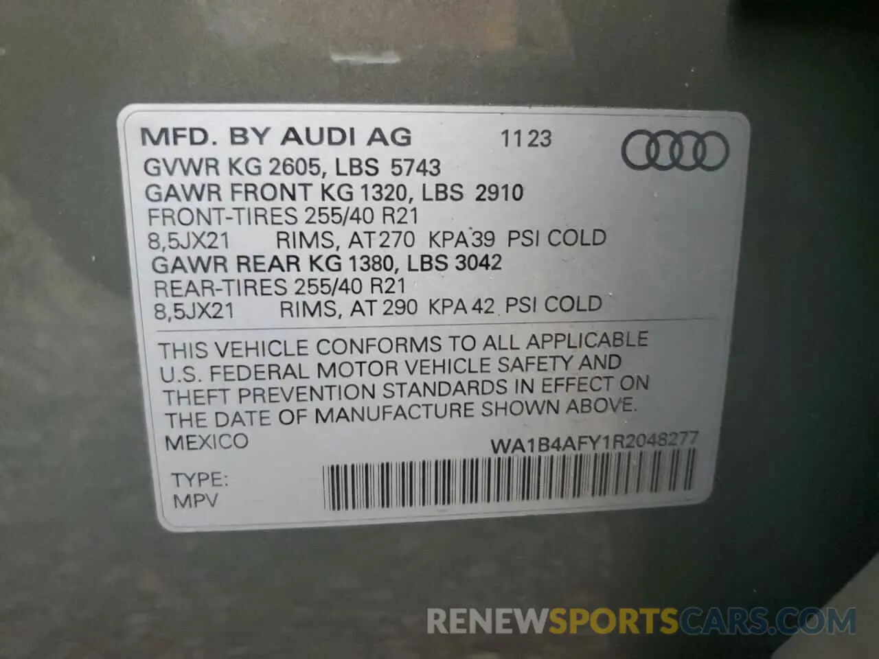 13 Photograph of a damaged car WA1B4AFY1R2048277 AUDI SQ5 2024