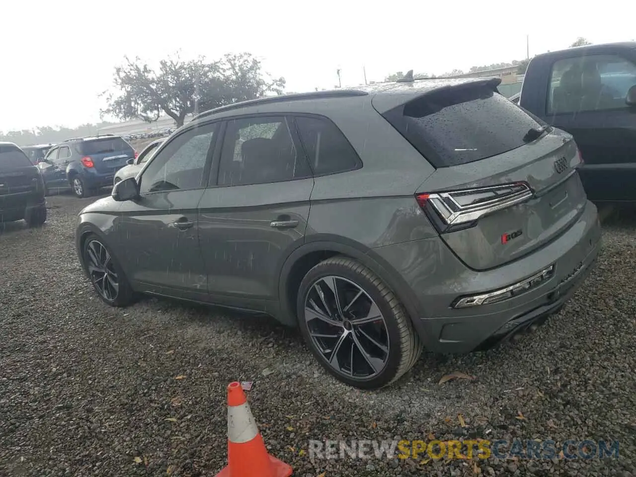 2 Photograph of a damaged car WA1B4AFY1R2048277 AUDI SQ5 2024