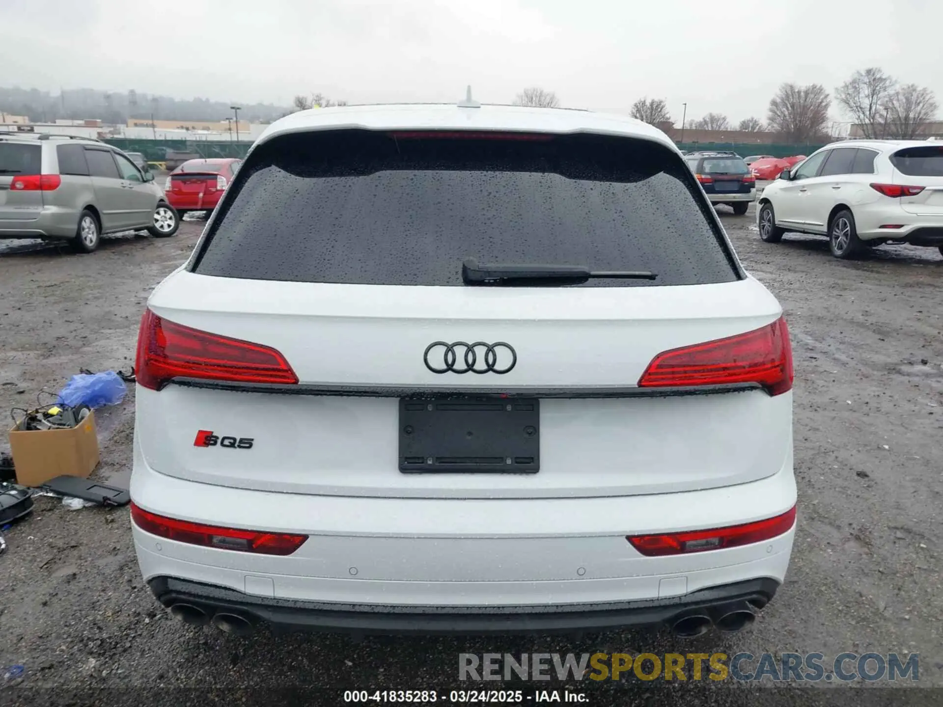 15 Photograph of a damaged car WA1B4AFY2R2016549 AUDI SQ5 2024