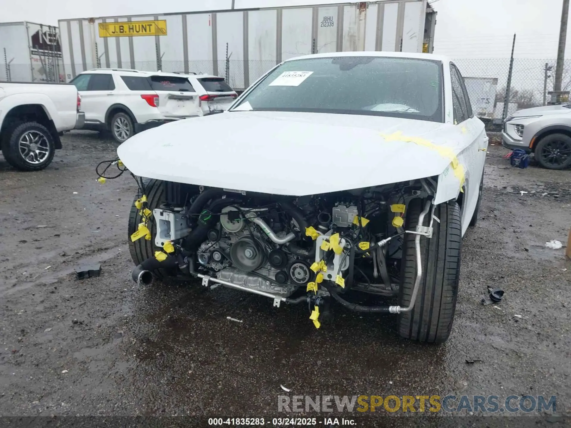6 Photograph of a damaged car WA1B4AFY2R2016549 AUDI SQ5 2024
