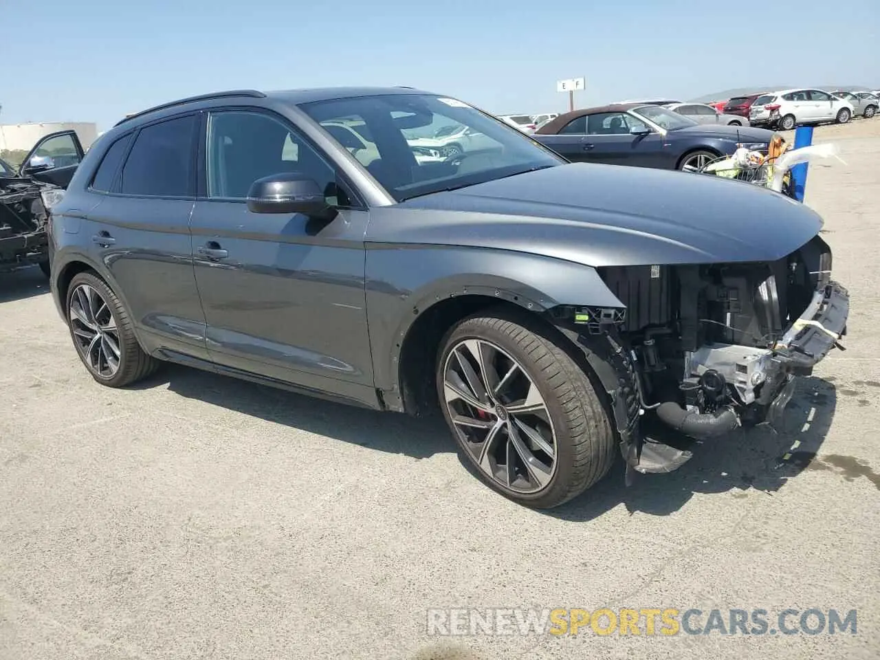 4 Photograph of a damaged car WA1B4AFY3R2057790 AUDI SQ5 2024