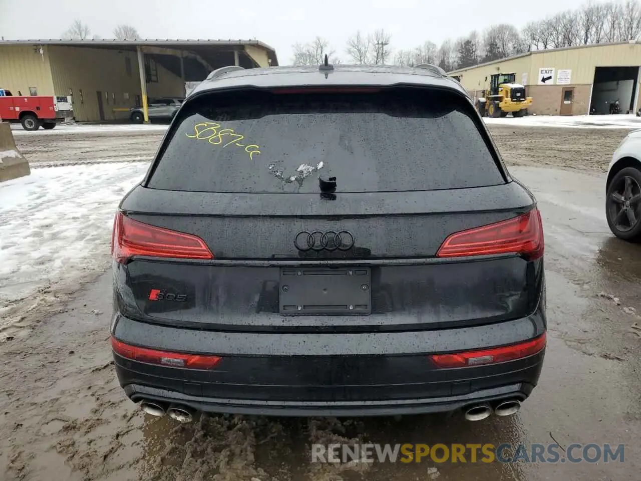 6 Photograph of a damaged car WA1B4AFY4R2104146 AUDI SQ5 2024