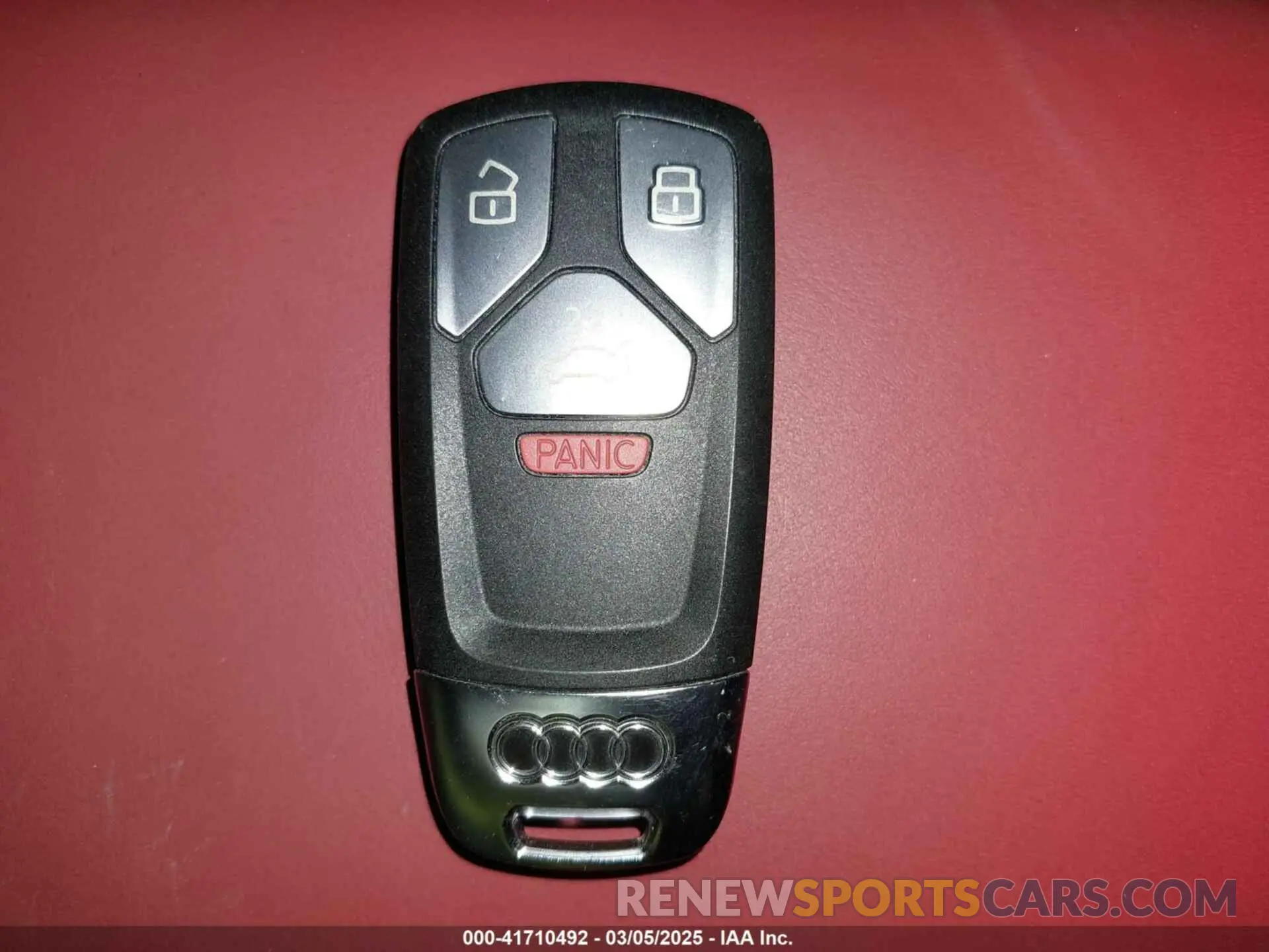11 Photograph of a damaged car WA1B4AFY5R2063431 AUDI SQ5 2024