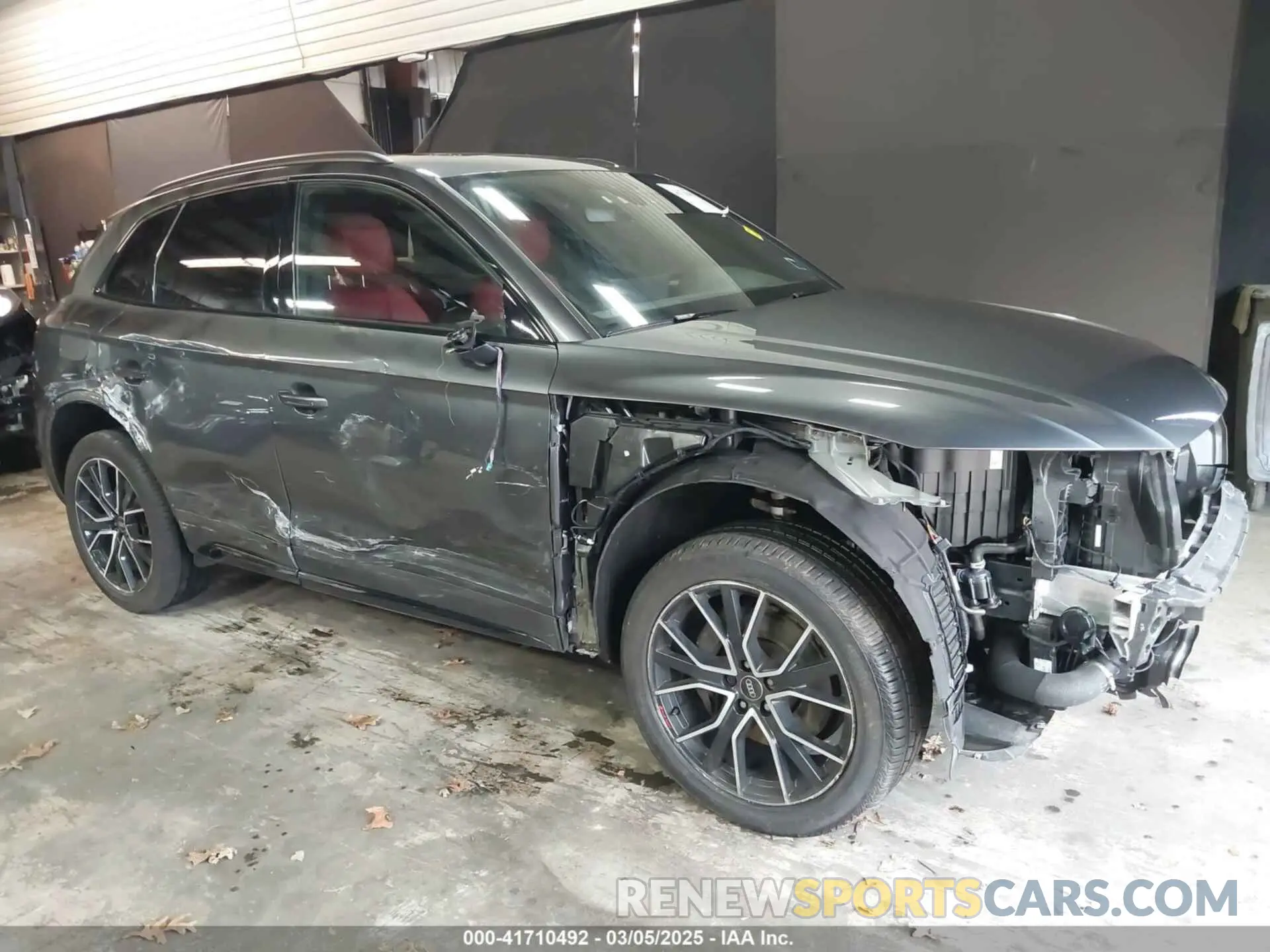 6 Photograph of a damaged car WA1B4AFY5R2063431 AUDI SQ5 2024