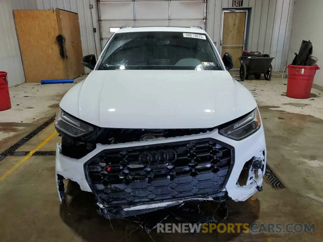 5 Photograph of a damaged car WA1B4AFYXR2026830 AUDI SQ5 2024
