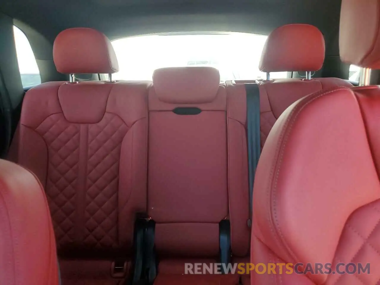 10 Photograph of a damaged car WA1C4AFY9R2055613 AUDI SQ5 2024