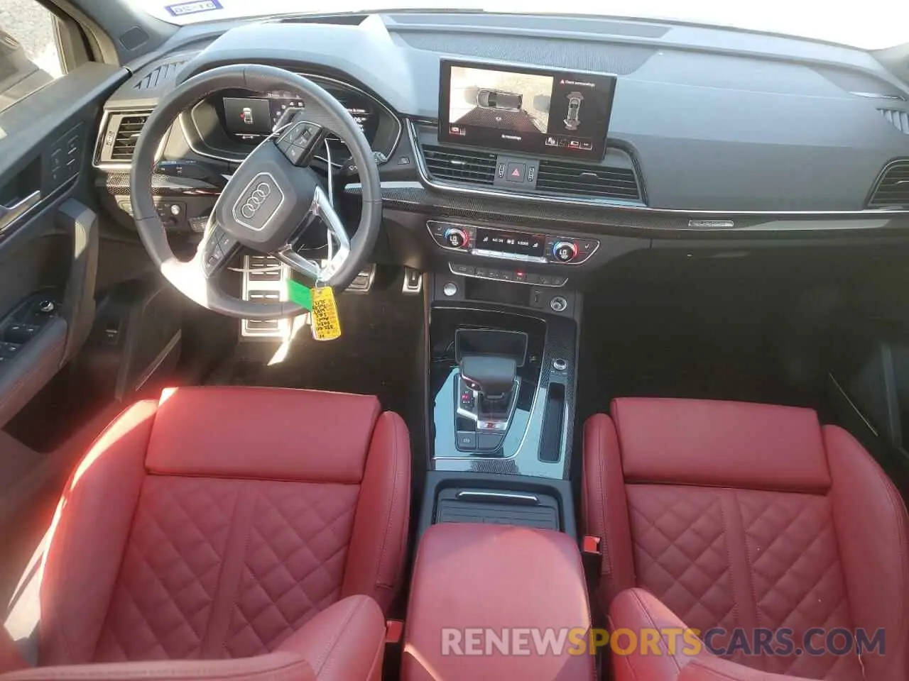8 Photograph of a damaged car WA1C4AFY9R2055613 AUDI SQ5 2024