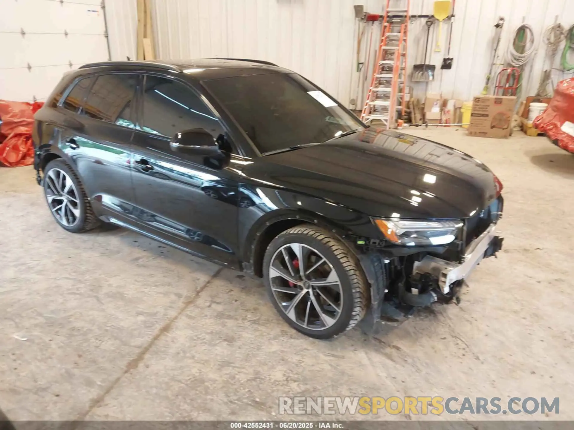 1 Photograph of a damaged car WA1C4BFY9R2050532 AUDI SQ5 2024