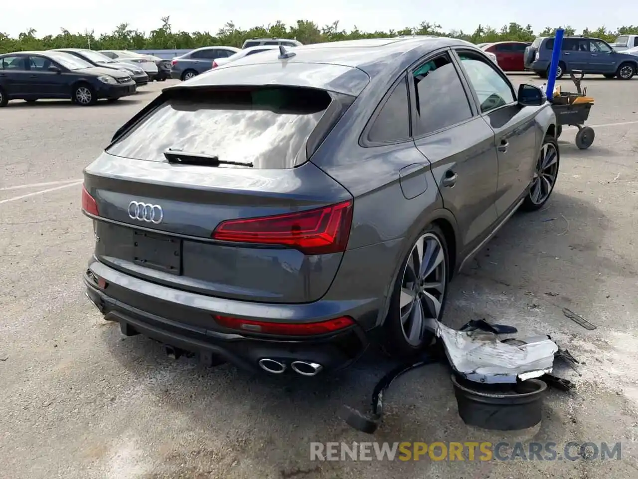 4 Photograph of a damaged car WA124AFY1M2083412 AUDI SQ5 SPORTB 2021