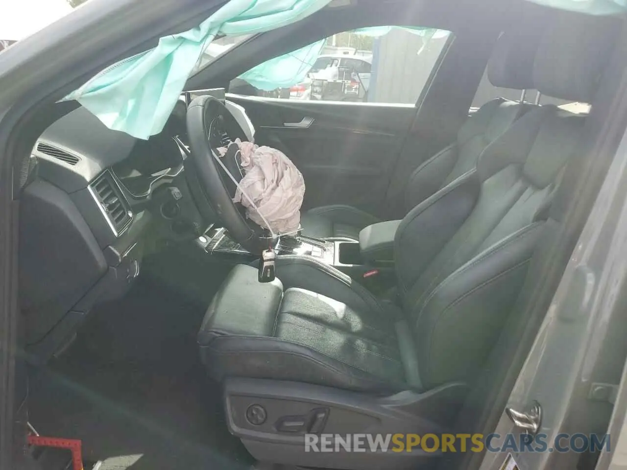 7 Photograph of a damaged car WA124AFY0N2136697 AUDI SQ5 SPORTB 2022